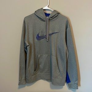 Nike therma-fit sweatshirt